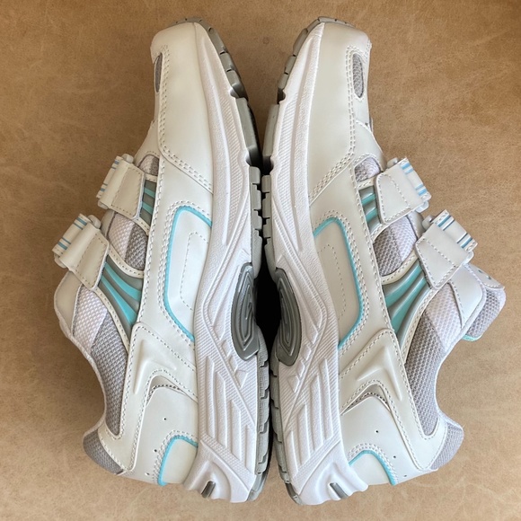 Vionic Women's Tabi Walking Shoes White/Light Blue/Gray Size 6.5 Wide Athleisure - Picture 5 of 9